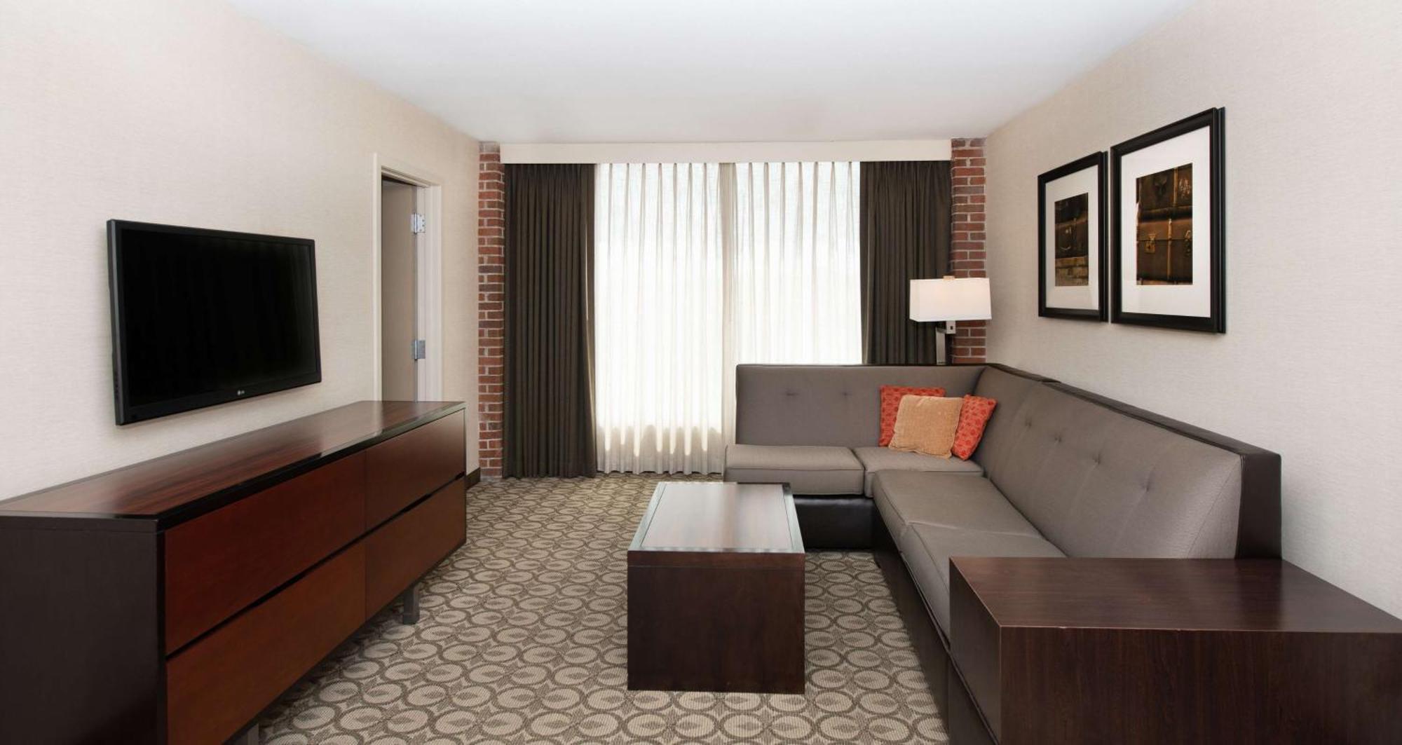 Doubletree Hotel & Suites Charleston Airport North Charleston Zewnętrze zdjęcie
