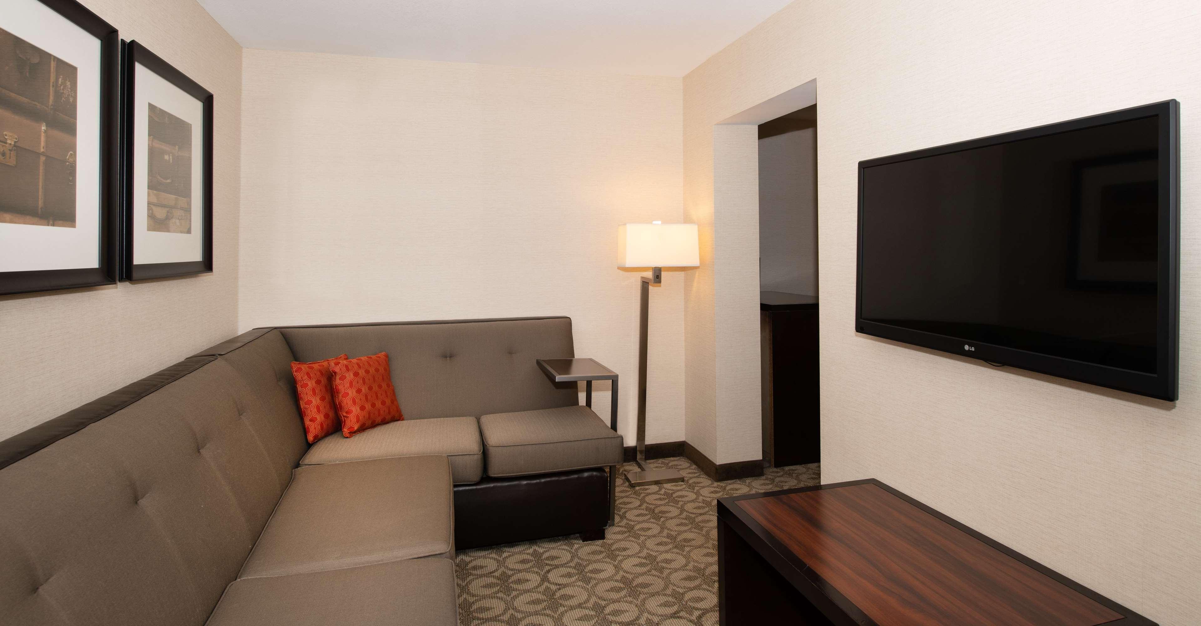 Doubletree Hotel & Suites Charleston Airport North Charleston Zewnętrze zdjęcie